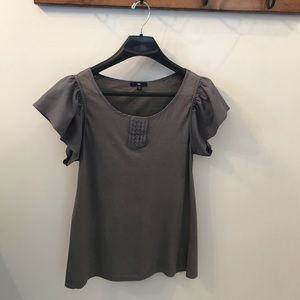 Grey Gap shirt